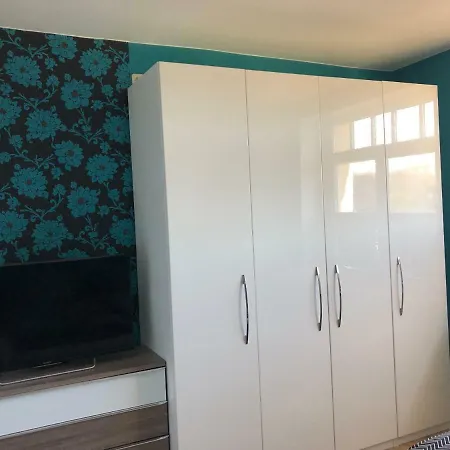 Topas Apartment *